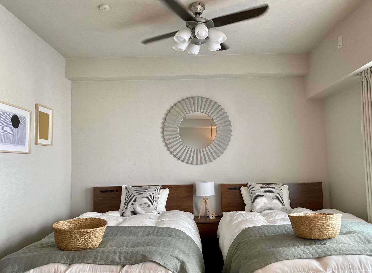 沖縄 那覇の民泊 ホテルライクなモダンインテリア